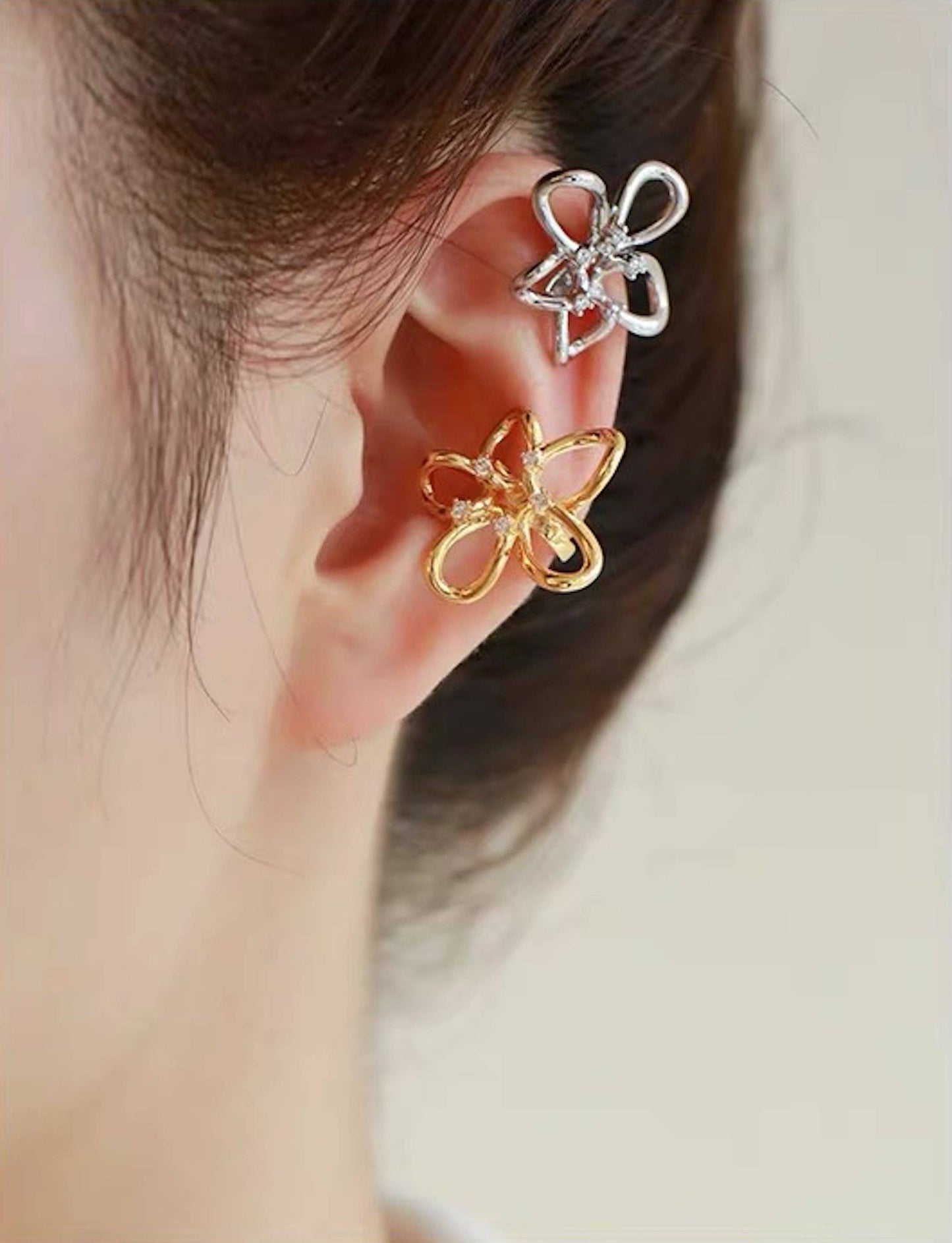 Elegant small sparkling flower ear cuff-gold vermeil