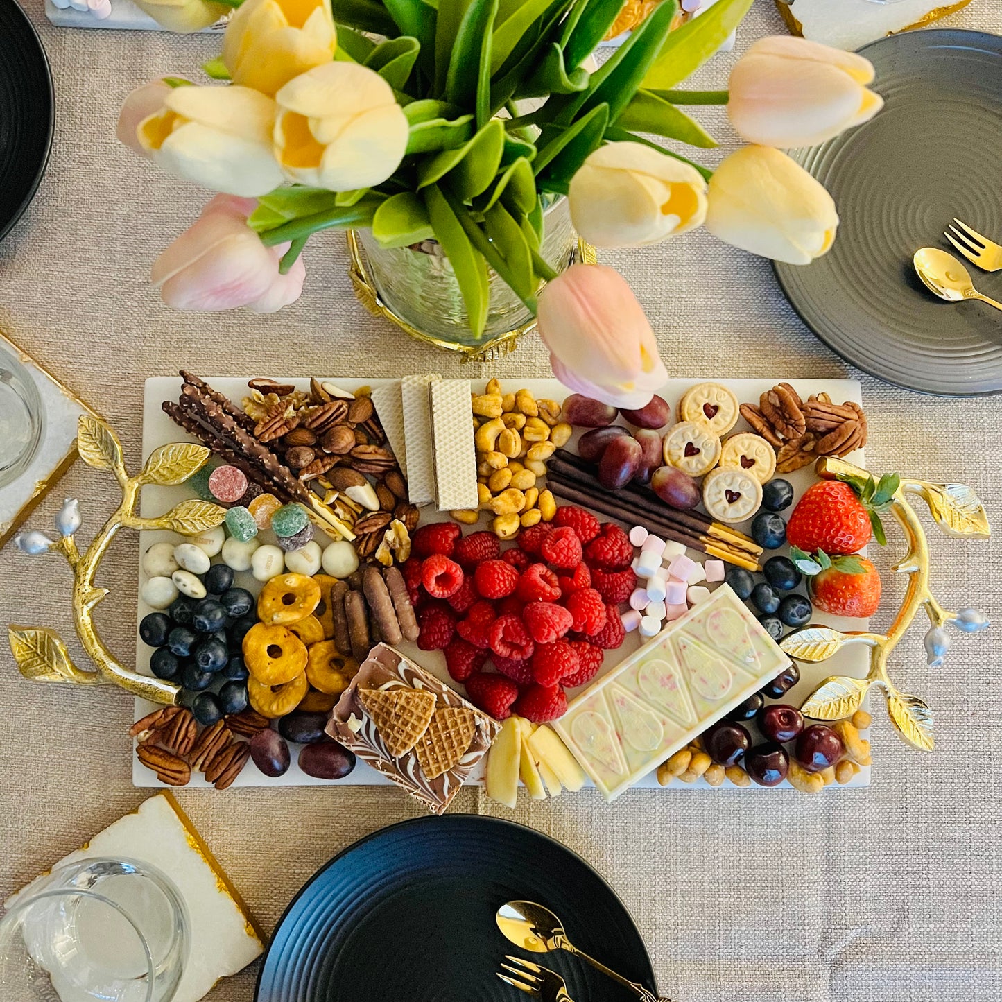 Leaf marble tray